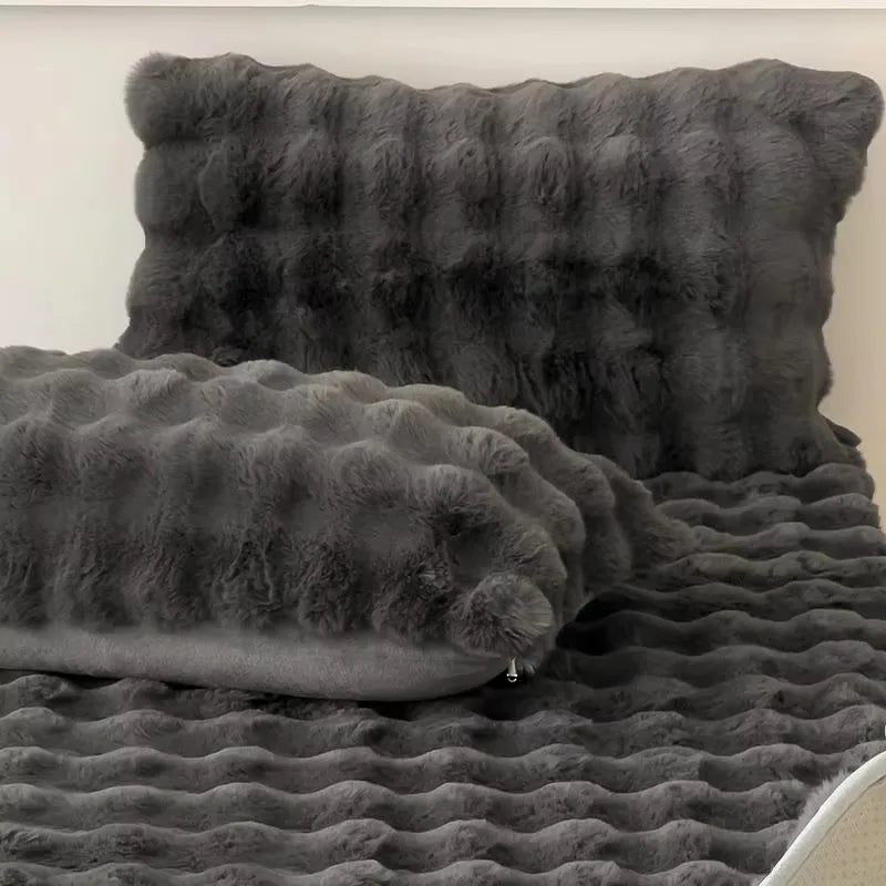 Kit com 2  Capas de Plush Para Almofadas