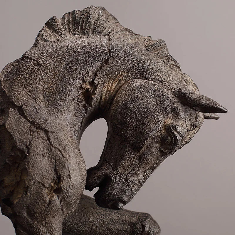 Escultura Decorativa Cabeça de Cavalo em Resina