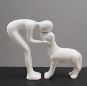 1pc resina bonito filhote de cachorro e proprietário artesanato estatueta ornamento de mesa estátua modelo interior decoração de escritório em casa escultura de animal de estimação para presente