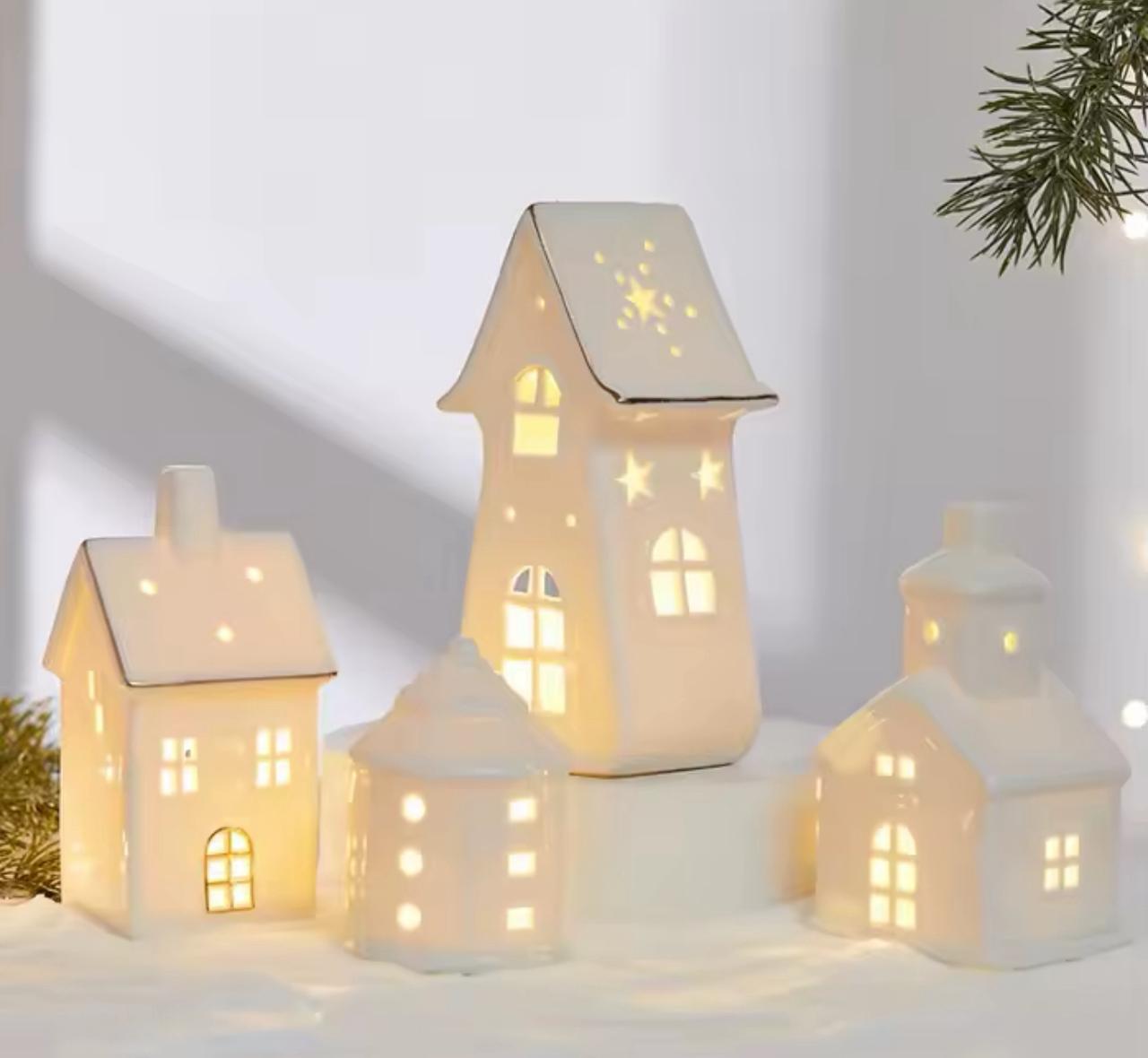 Casas de Cerâmica Iluminadas para Decoração Natalina