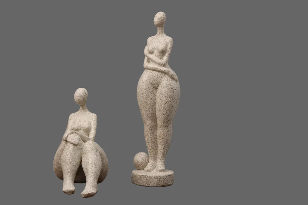 Estátua Mulher em Resina