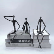 Escultura Humana em Ferro Fundido