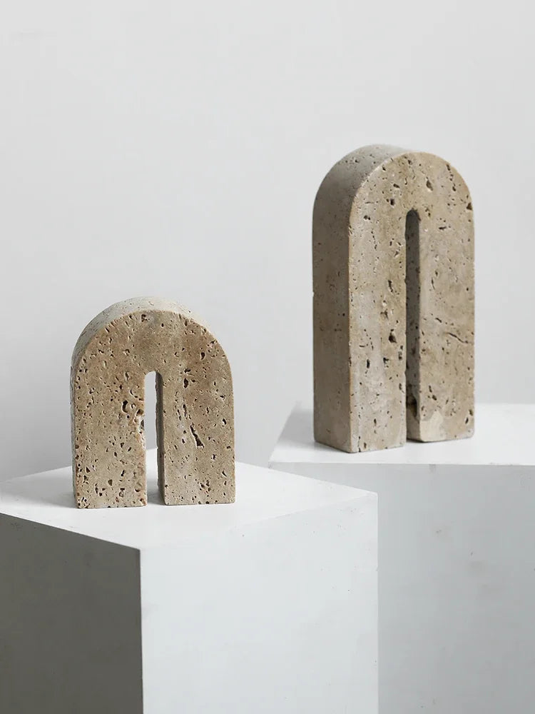 Aparador de Livros de Pedra