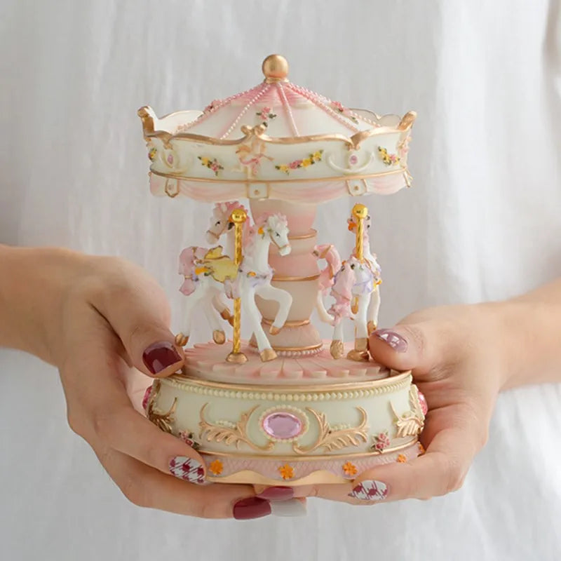 Brinquedo musical de resina artesanal, cavalo giratório, carrossel, caixa de música, artesanato, decoração de casa, brinquedos colecionáveis, presente de aniversário