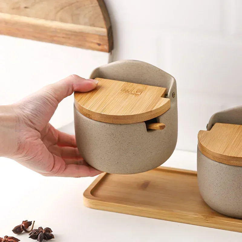 Jarra de tempero de cerâmica estilo japonês, tampa de bambu, jarra de especiarias com colher, cozinha, açúcar, sal, especiarias, caixa de armazenamento, recipiente doméstico