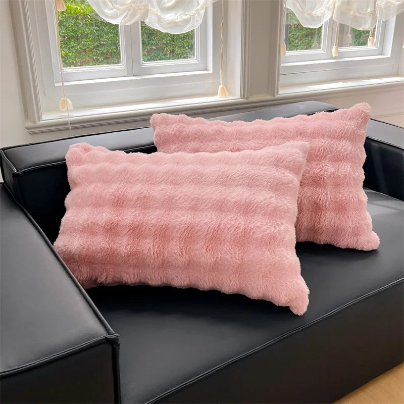 Kit com 2  Capas de Plush Para Almofadas