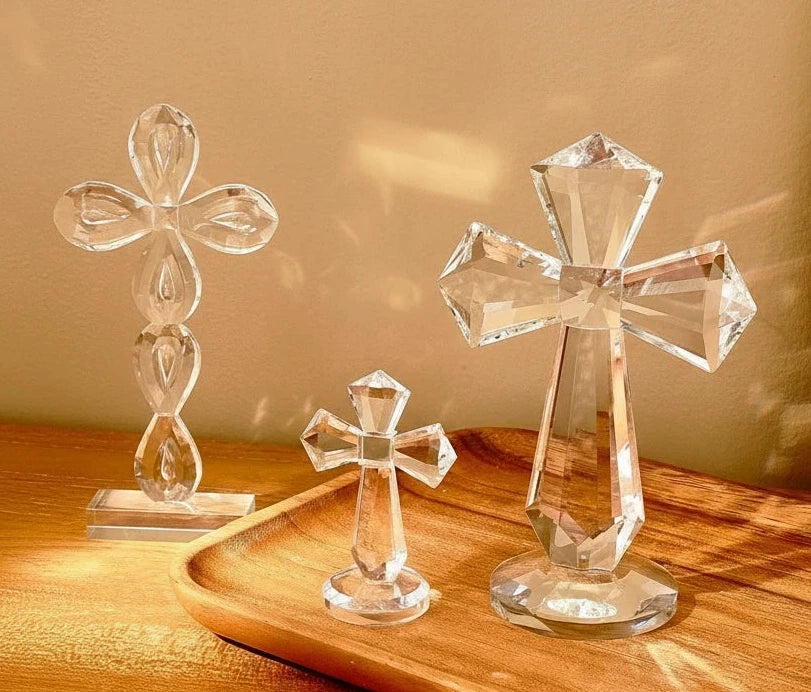 1pc amor anjo e cruz prisma em forma de artesanato de vidro, peitoris da janela coletor de sol ornamento prisma luz captura artesanato decorativo