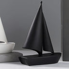 Estatueta moderna de barco à vela, modelo de veleiro colecionável, estátua criativa de navio à vela para decoração de mesa de armário de aniversário