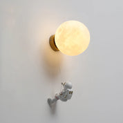 Lâmpada Formato Lua com Astronauta